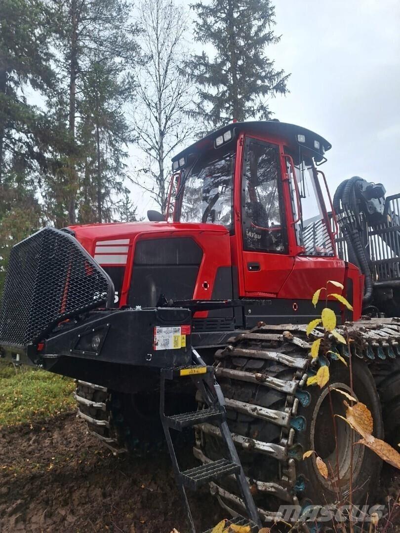 Komatsu 895 Forwarder