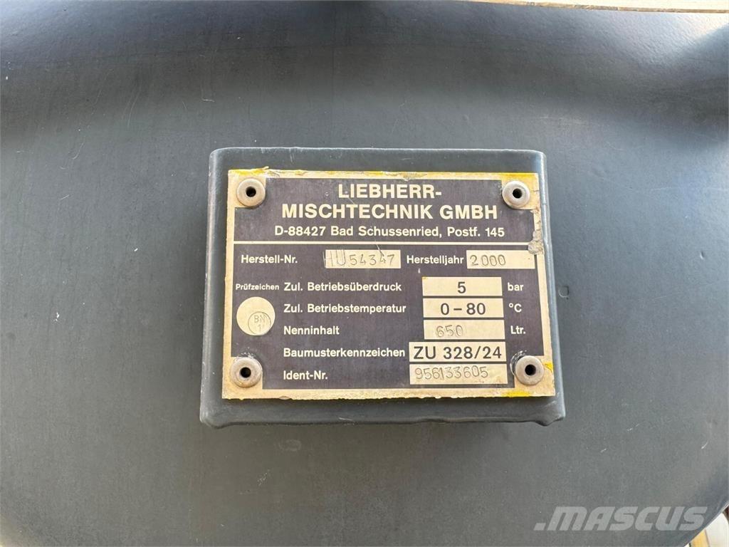 Liebherr 12m3 Beton-Mischfahrzeuge