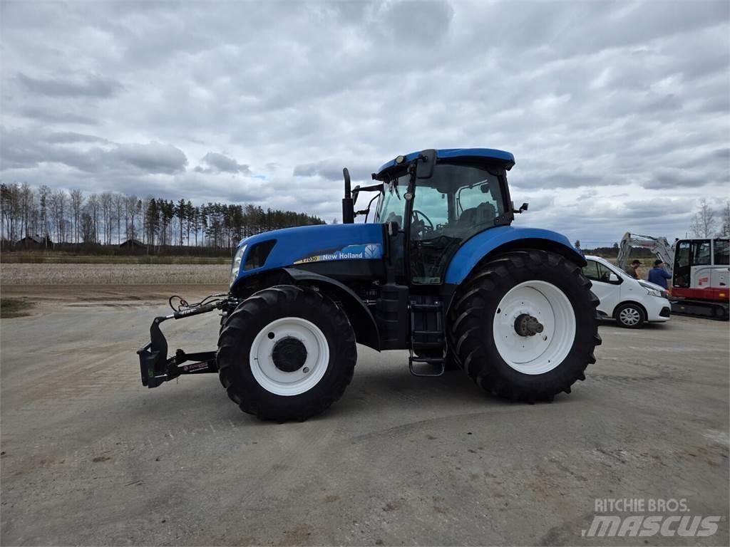 New Holland T7030 Traktoren