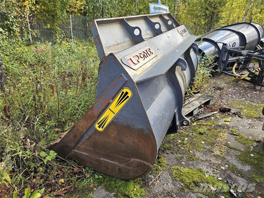 Pome Sorakauha Schaufeln