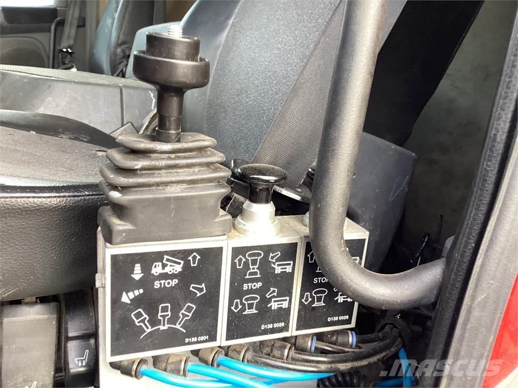 Scania P 320 Abrollkipper