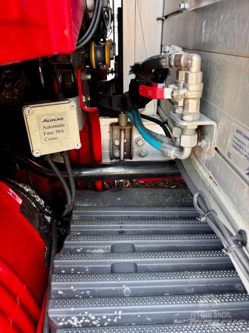 Scania R730 8x4 Holzfahrzeuge