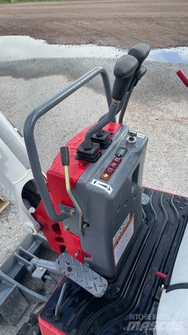 Takeuchi TB210R Minibagger < 7t