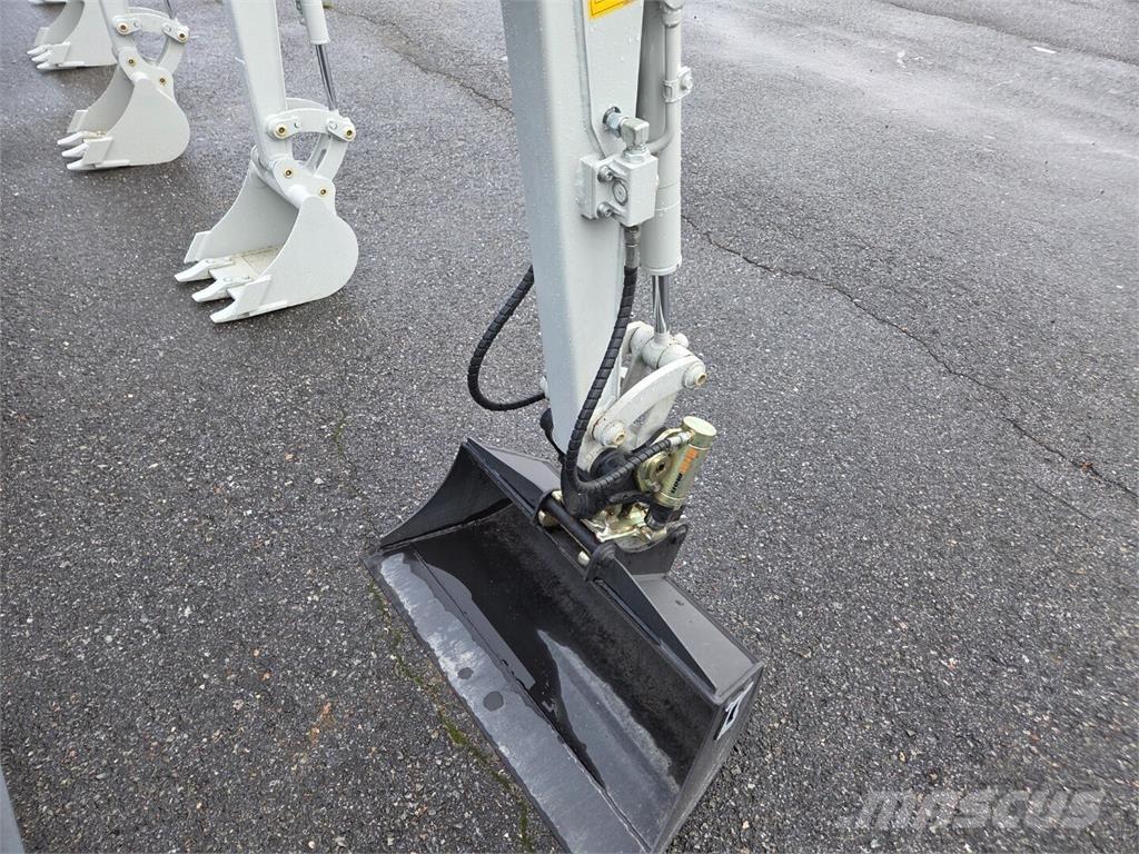 Takeuchi TB210R Minibagger < 7t
