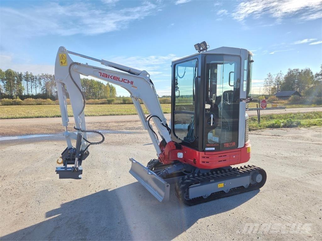 Takeuchi TB23R Minibagger < 7t