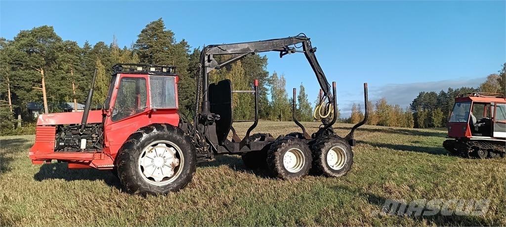 Valmet 702 Forwarder