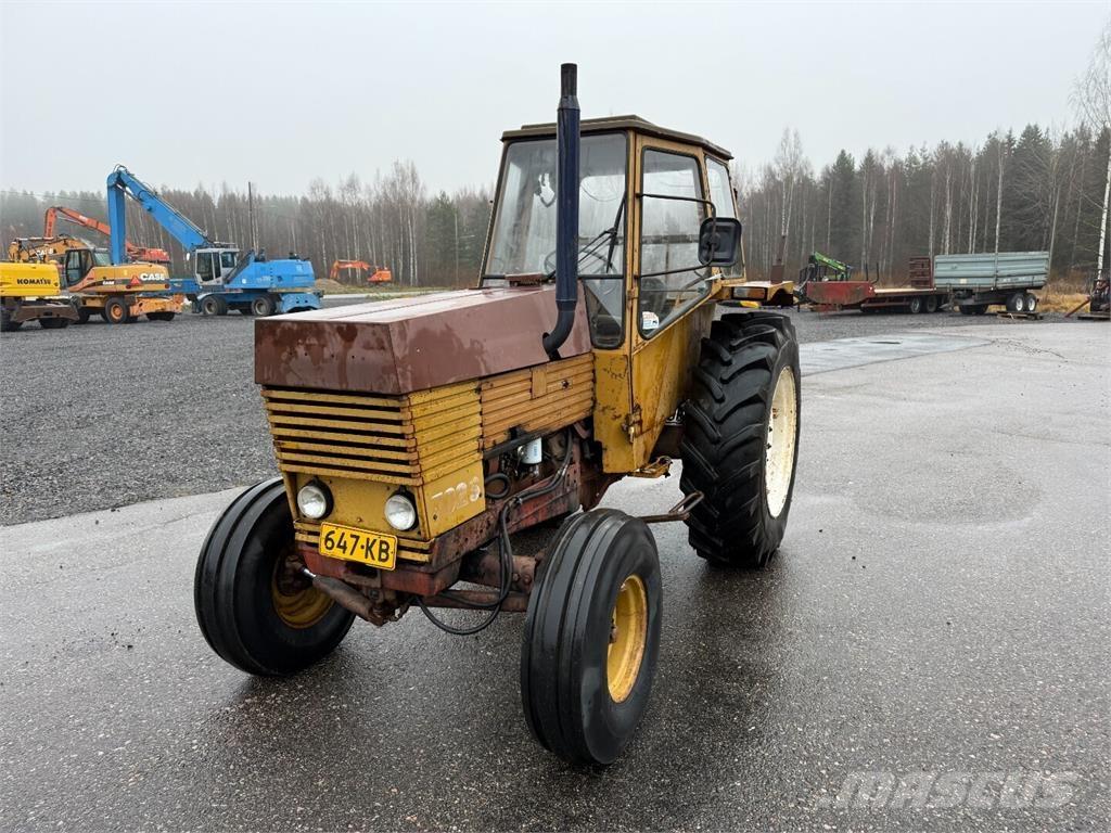 Valmet 702S Traktoren