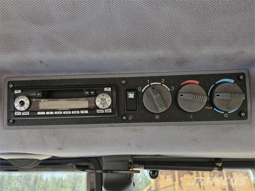 Valtra 6400 Traktoren