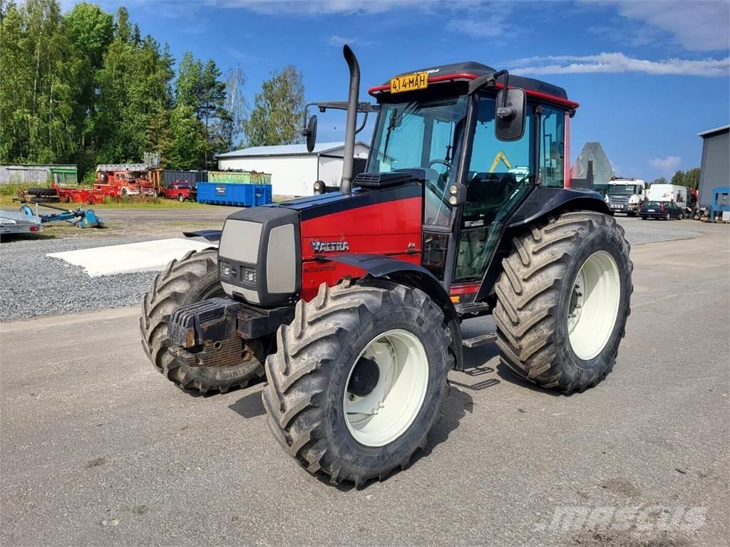Valtra Valmet 900 Traktoren