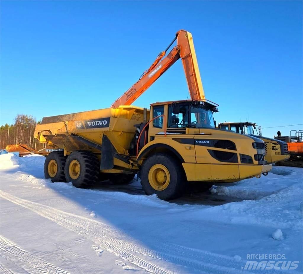 Volvo A30G Dumper - Knickgelenk
