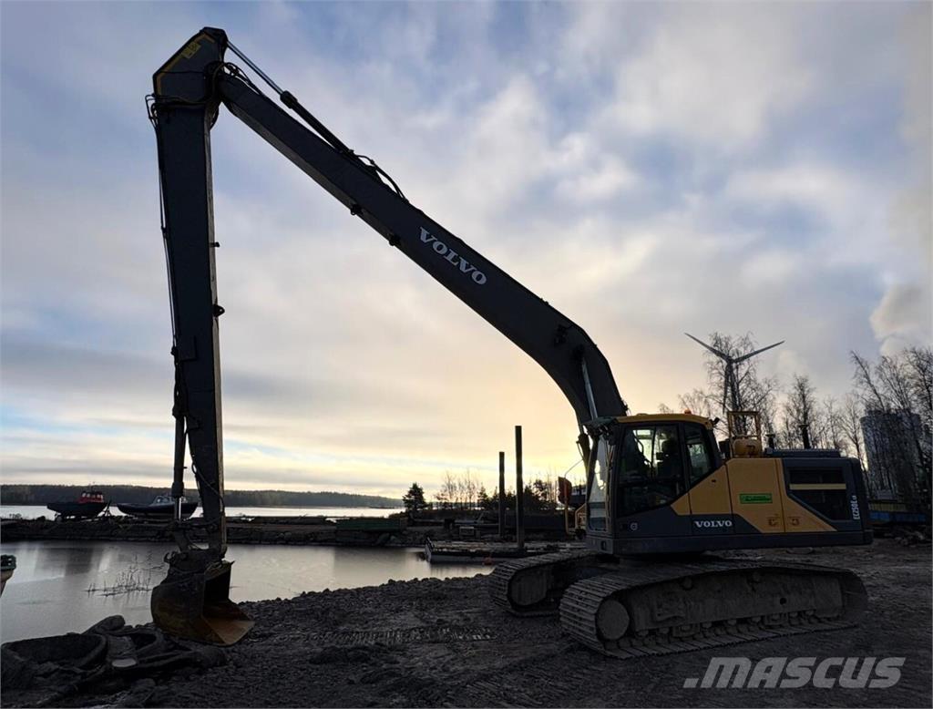 Volvo EC 250 ELR Long Reach Bagger