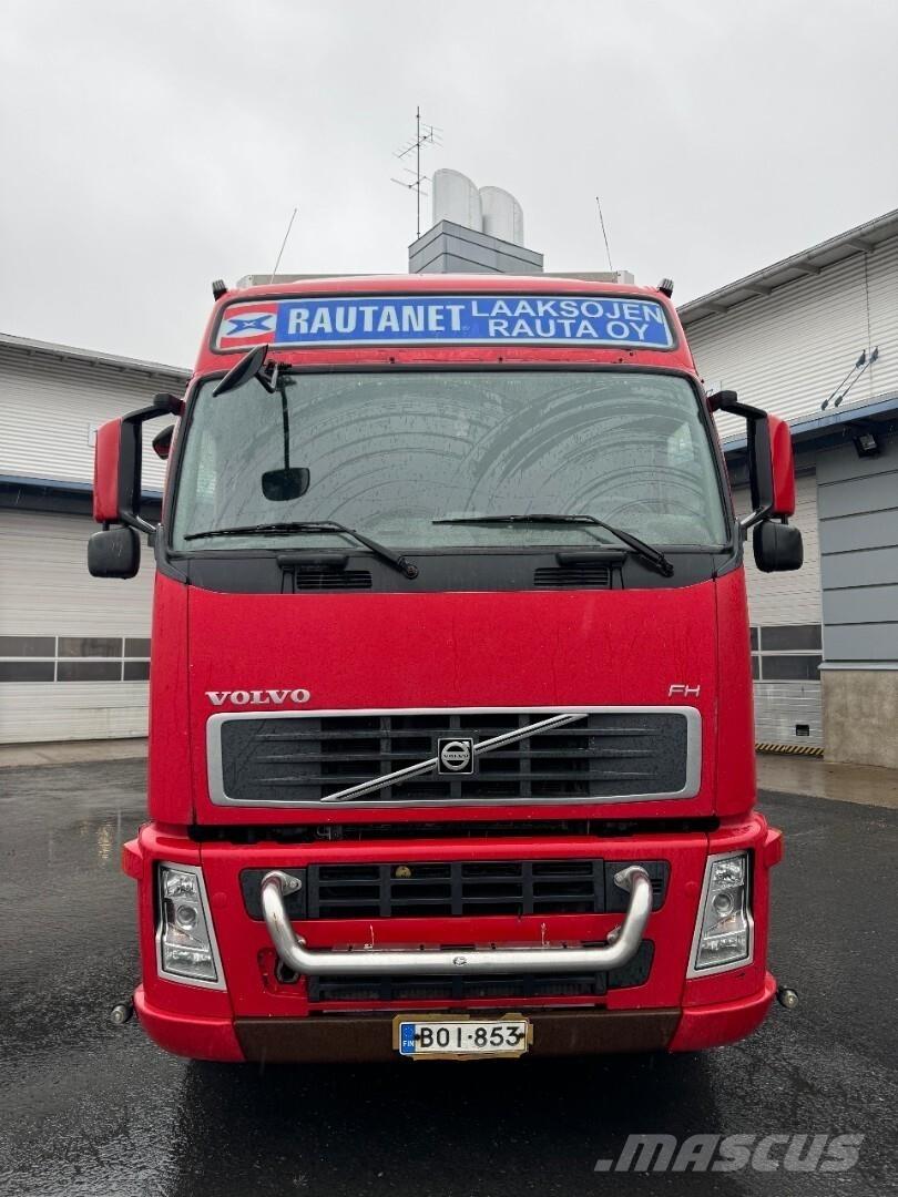 Volvo FH 440 6x2 Kastenaufbau