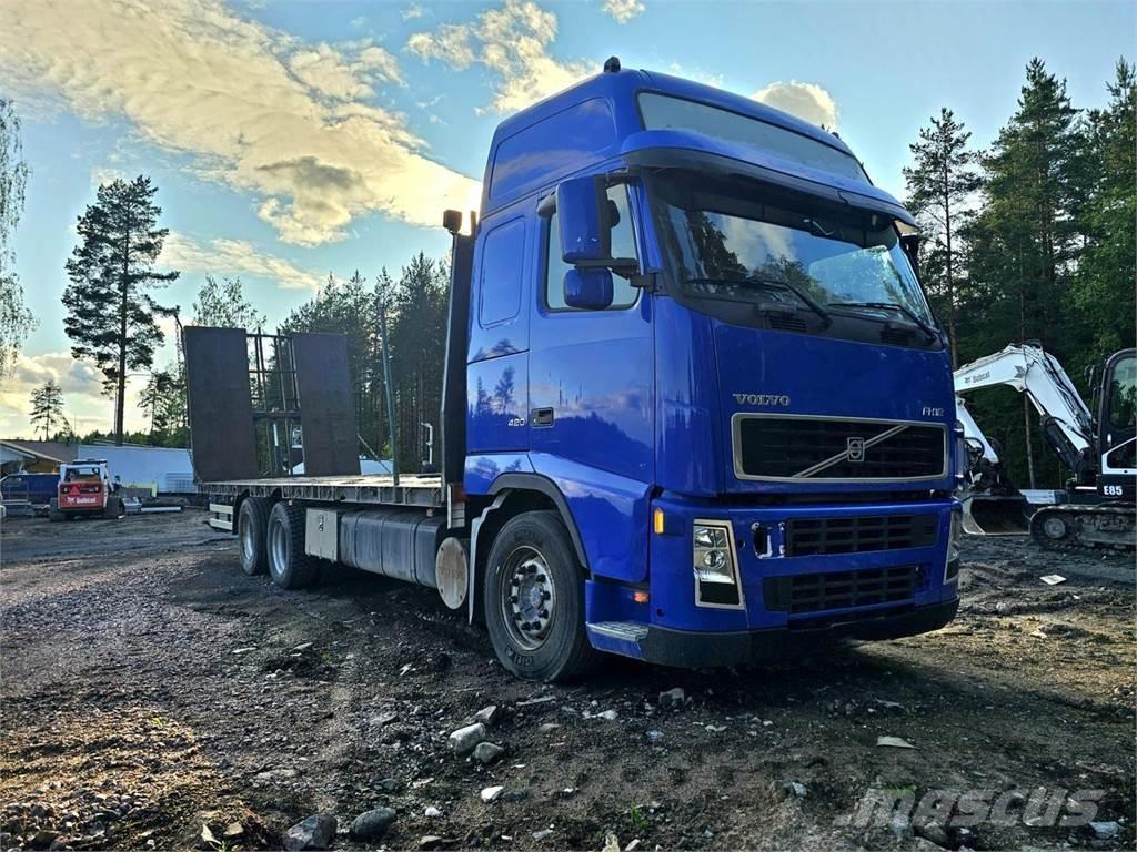 Volvo FH12 6x2 Pritschenwagen/Pritschenwagen mit Seitenklappe