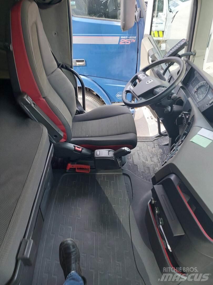Volvo FH500 8x4 Abrollkipper