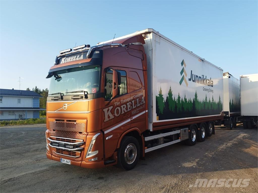 Volvo FH500TC 8x4 Holztransportanhänger