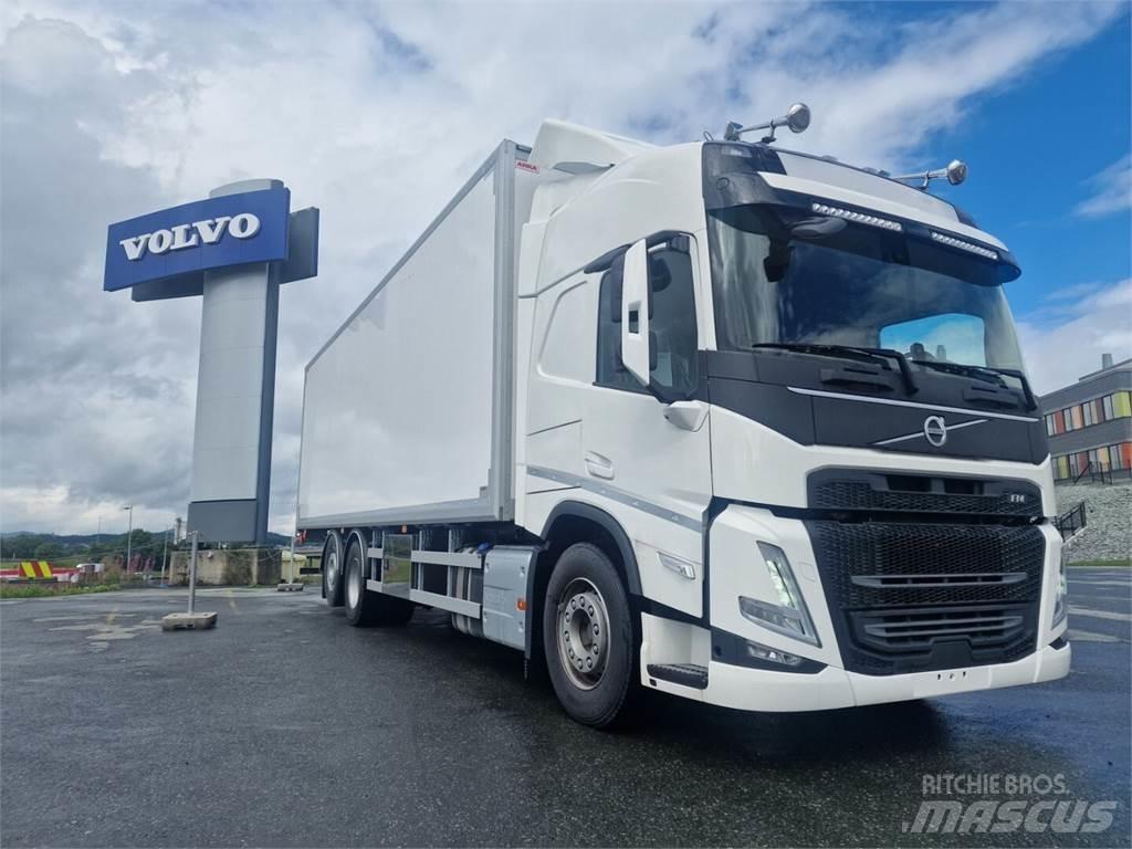 Volvo FM 500 6x2 Kastenaufbau