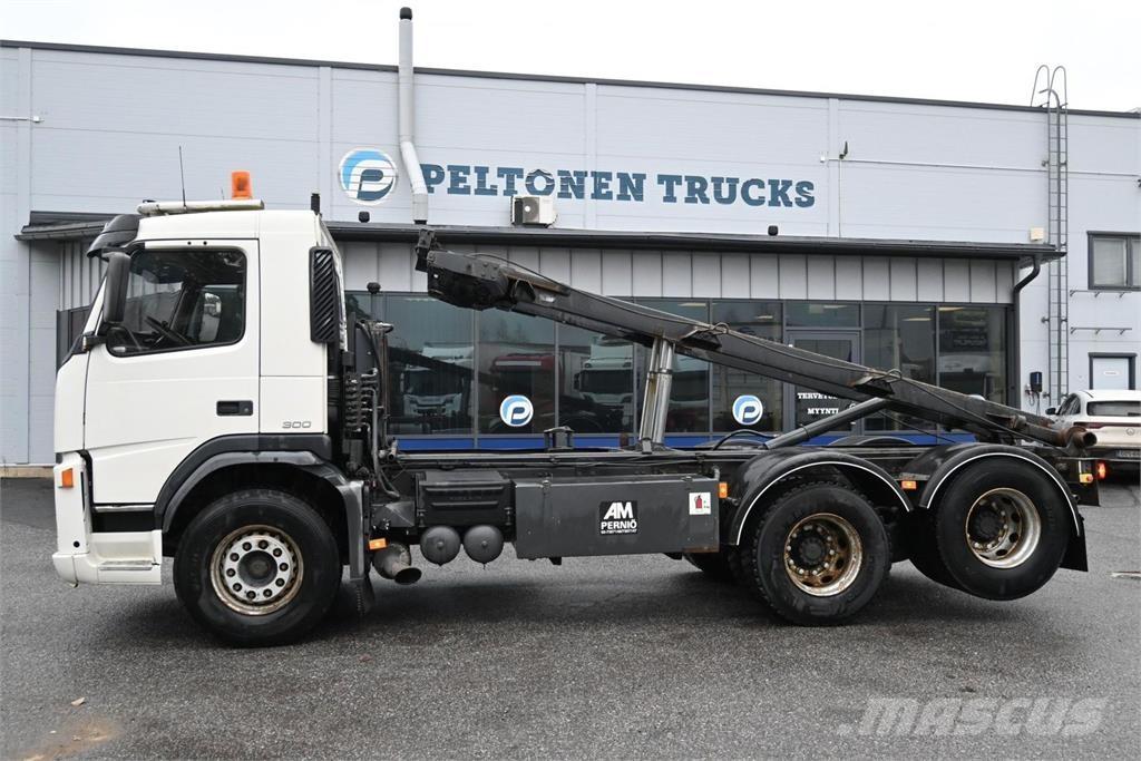 Volvo FM300 6x2 Abrollkipper