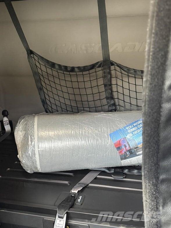 Freightliner CASCADIA 116 Sattelzugmaschinen