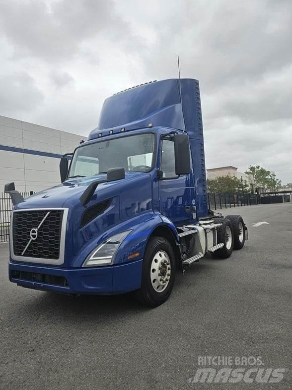 Volvo VNR64T300 Sattelzugmaschinen
