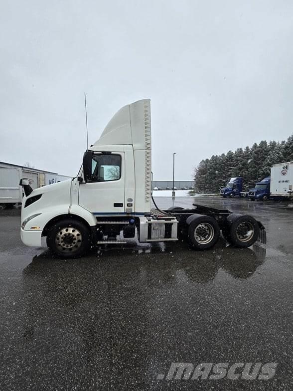 Volvo VNR64T300 Sattelzugmaschinen
