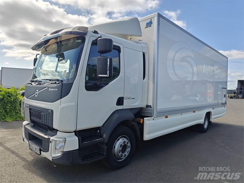 Volvo FL250 Kastenaufbau