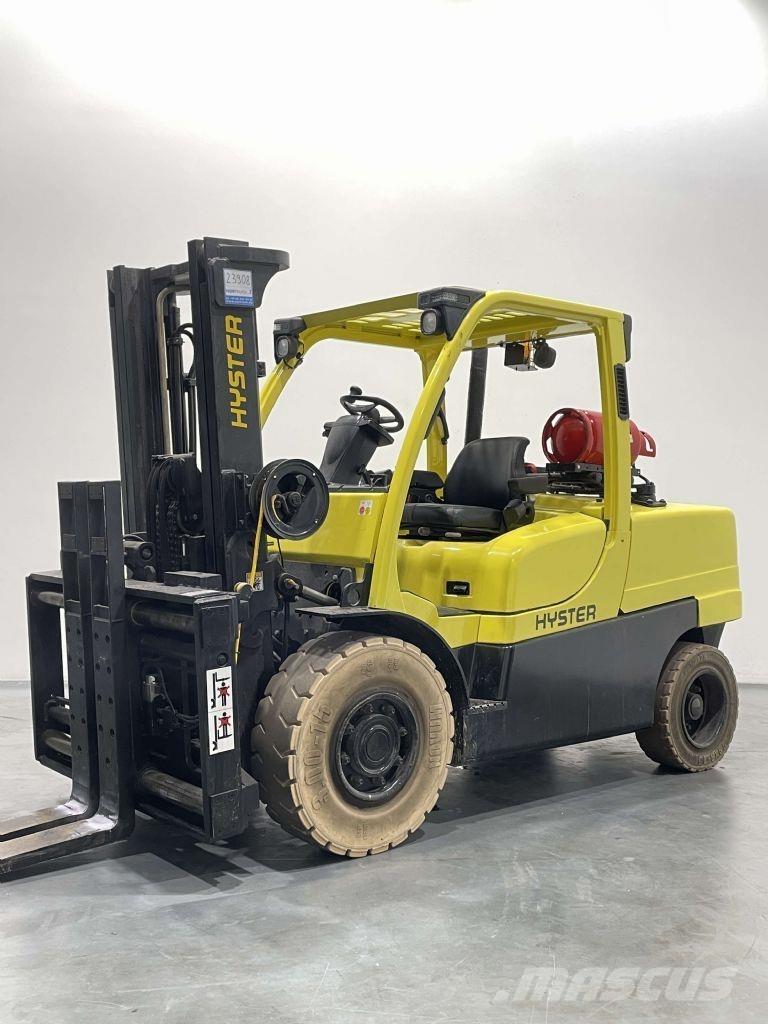 Hyster H5.5FT Gas Stapler