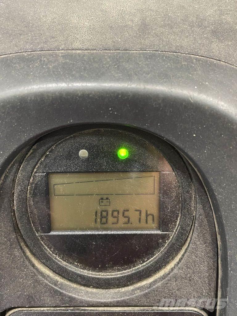 Linde D06-1160 Deichselstapler