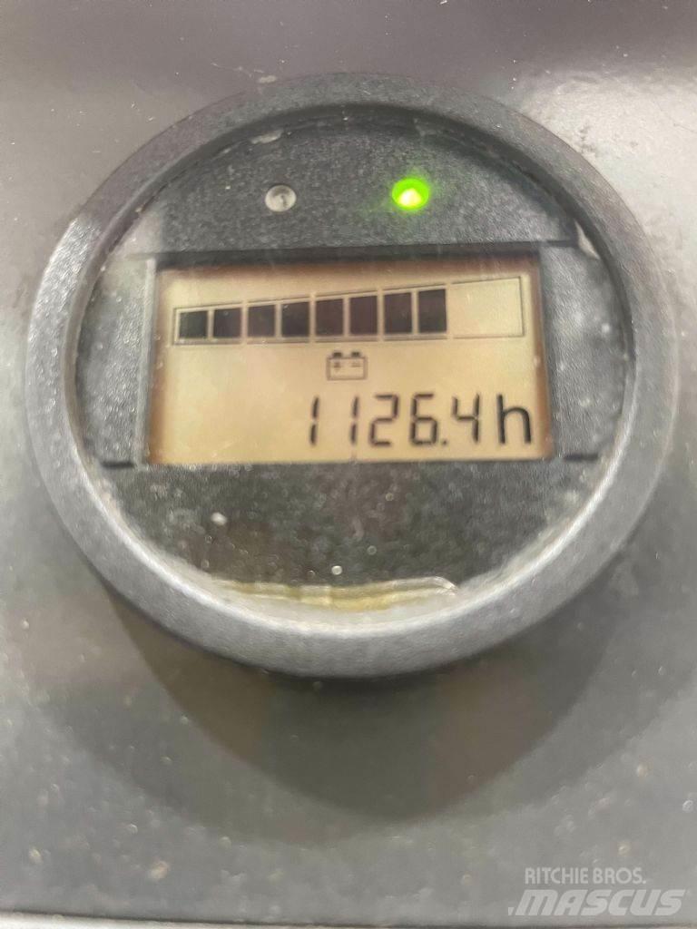 Linde D10 ACC-1163 Deichselstapler