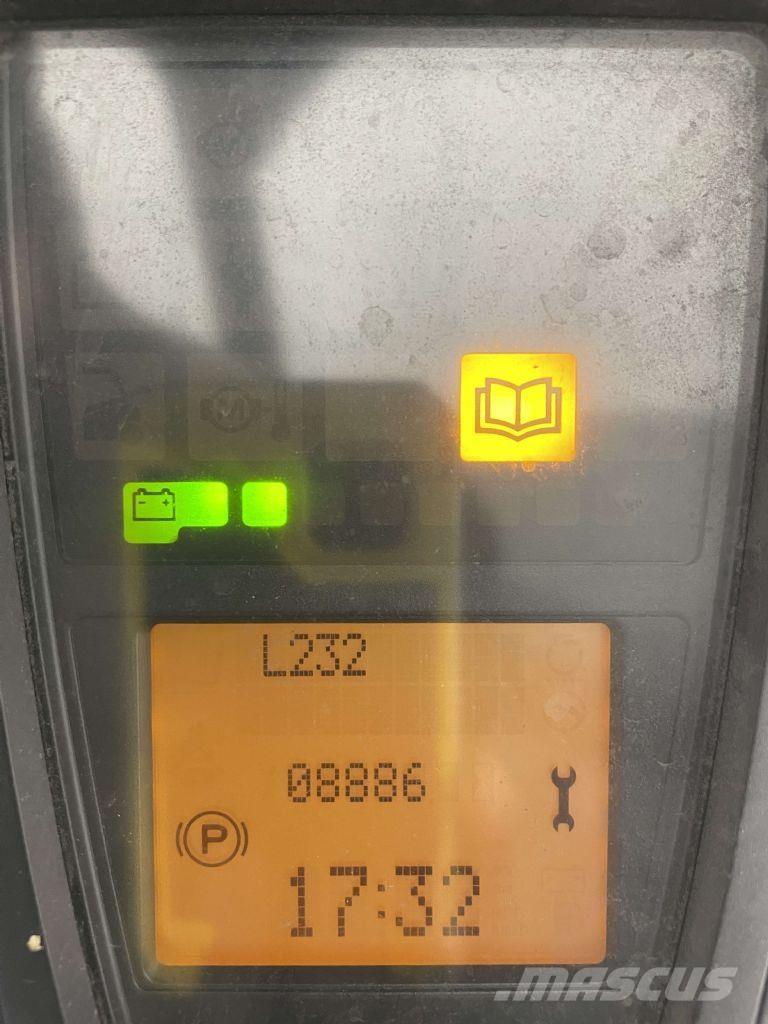 Linde E16L-01-386 Elektro Stapler