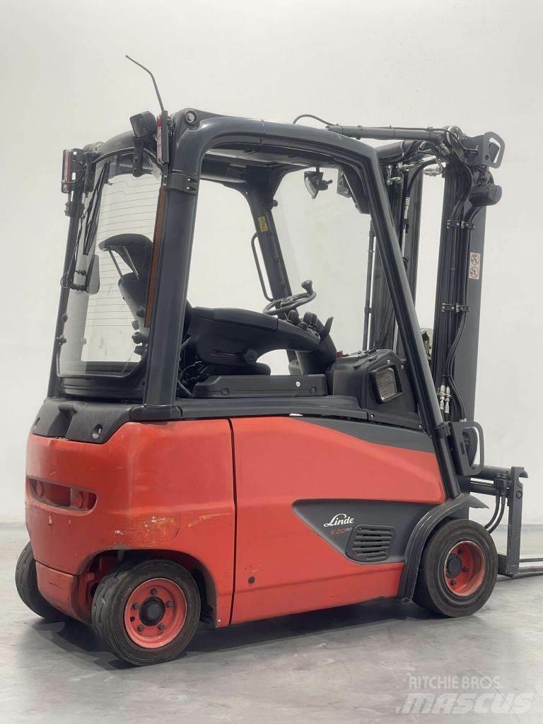 Linde E20PH-02-386 Elektro Stapler