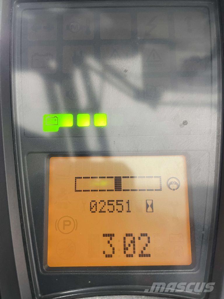 Linde E50HL-01-388 Elektro Stapler