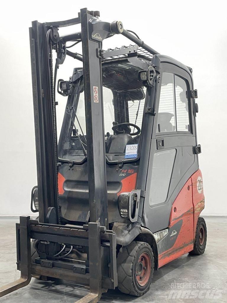 Linde H16T-01-391 Gas Stapler