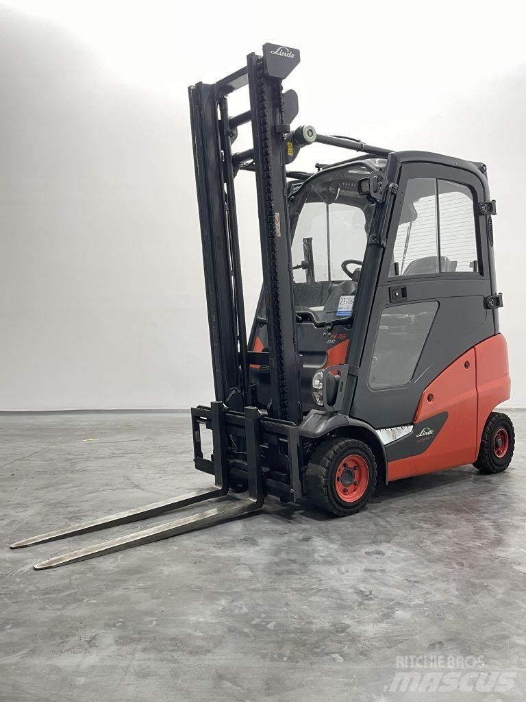 Linde H16T-01-391 Gas Stapler