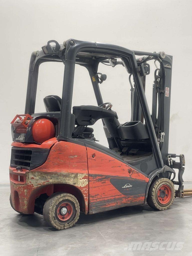 Linde H16T-01-391 Gas Stapler