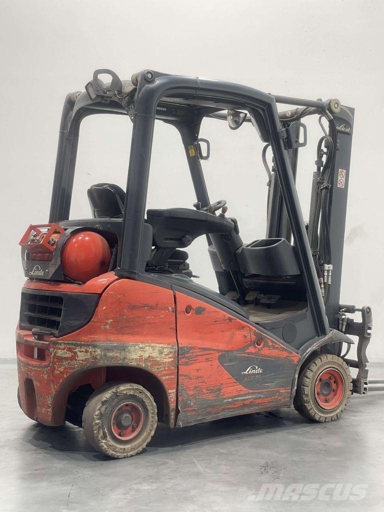 Linde H16T-01-391 Gas Stapler