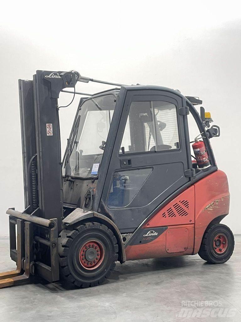 Linde H25D-02/600-393 Diesel Stapler