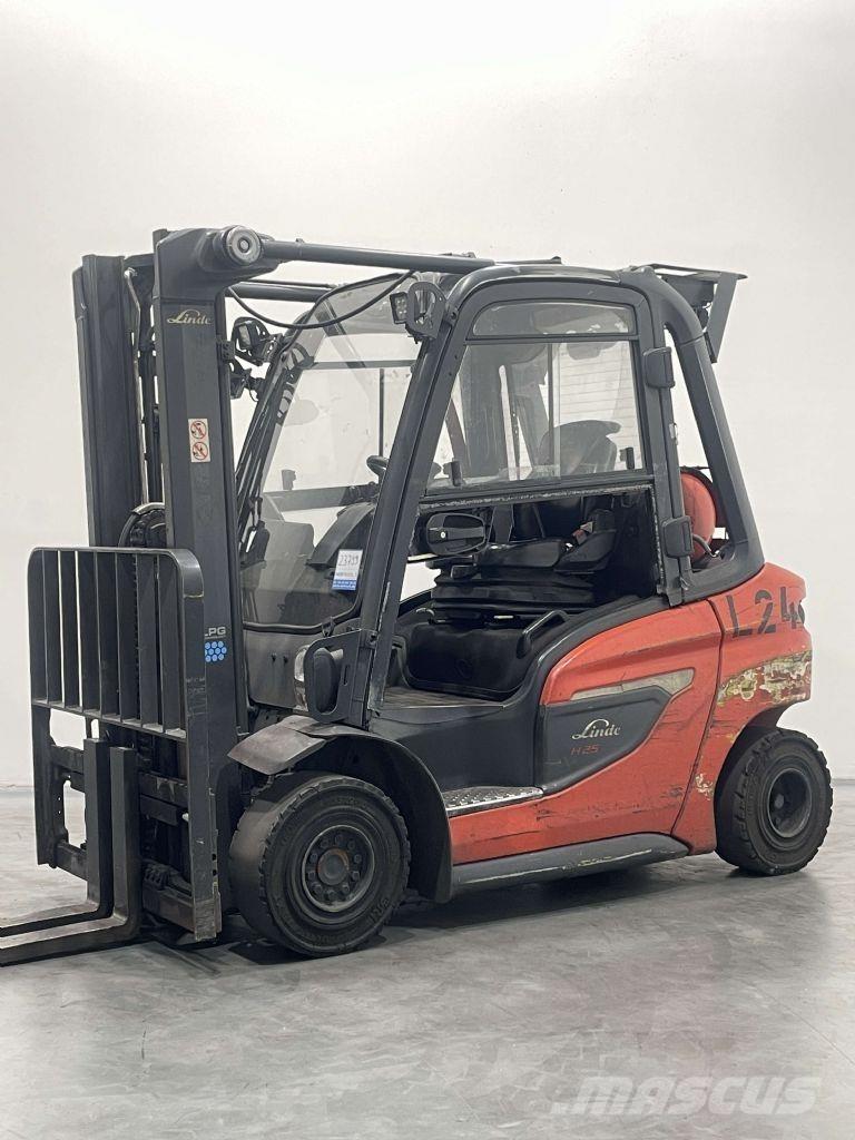 Linde H25T-01-1202 Gas Stapler