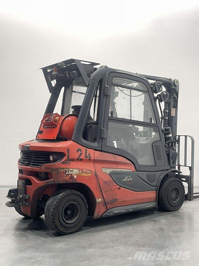 Linde H25T-01-1202 Gas Stapler