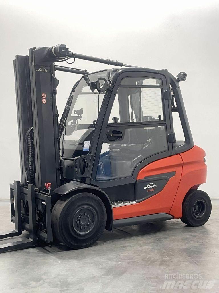 Linde H30D-01-1202 Diesel Stapler