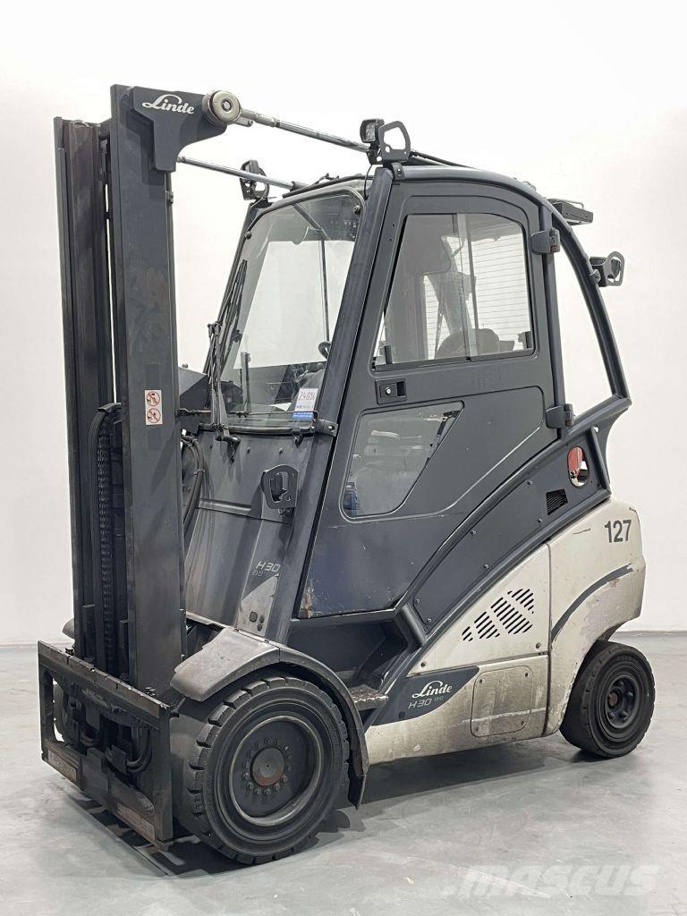 Linde H30T-02-393 Gas Stapler