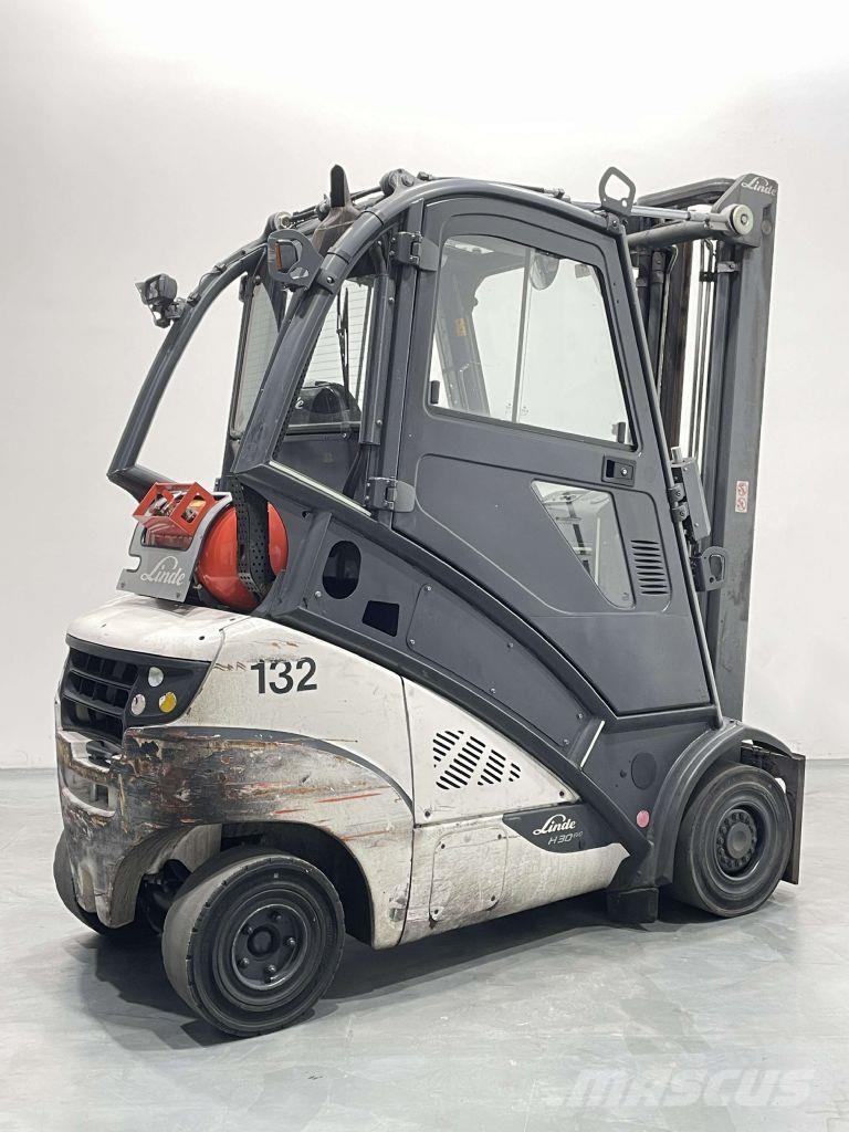 Linde H30T-02-393 Gas Stapler