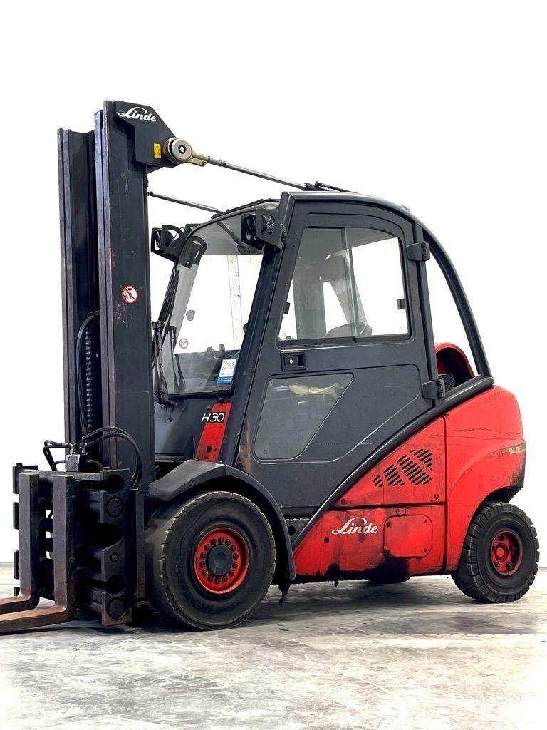 Linde H30T-393 Gas Stapler
