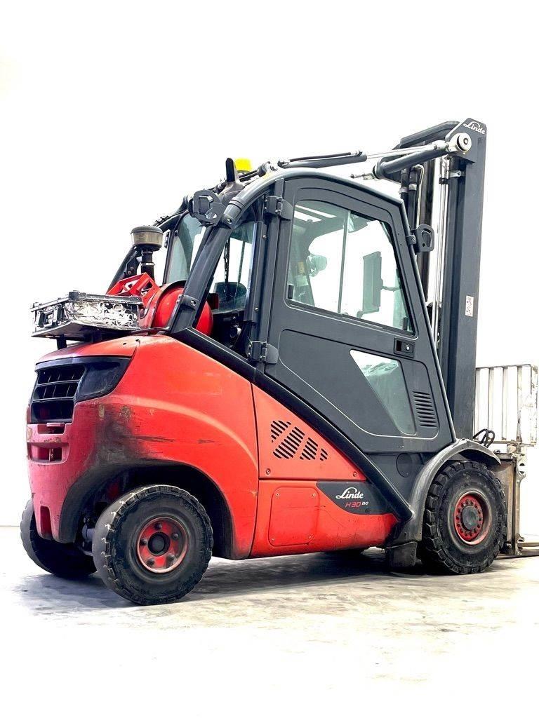 Linde H30T-393-EVO Gas Stapler