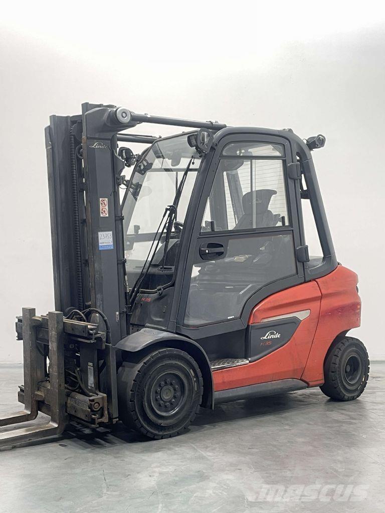 Linde H35D-01-1202 Diesel Stapler