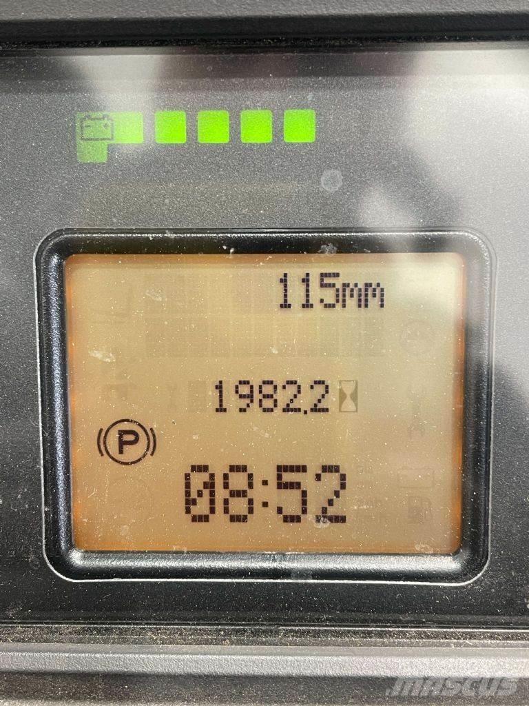 Linde R16-01-1120 Schubmaststapler