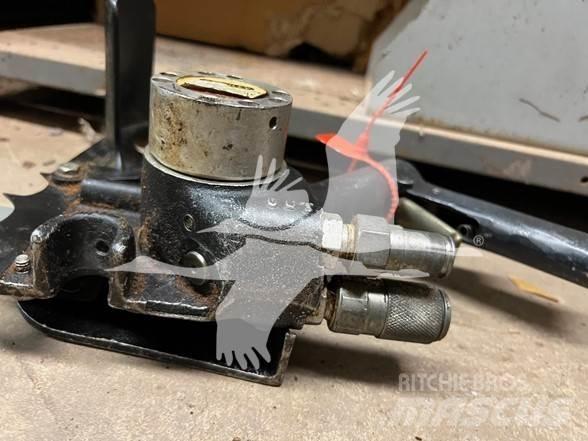 Stanley CS05 Kettensägen und Räumsägen