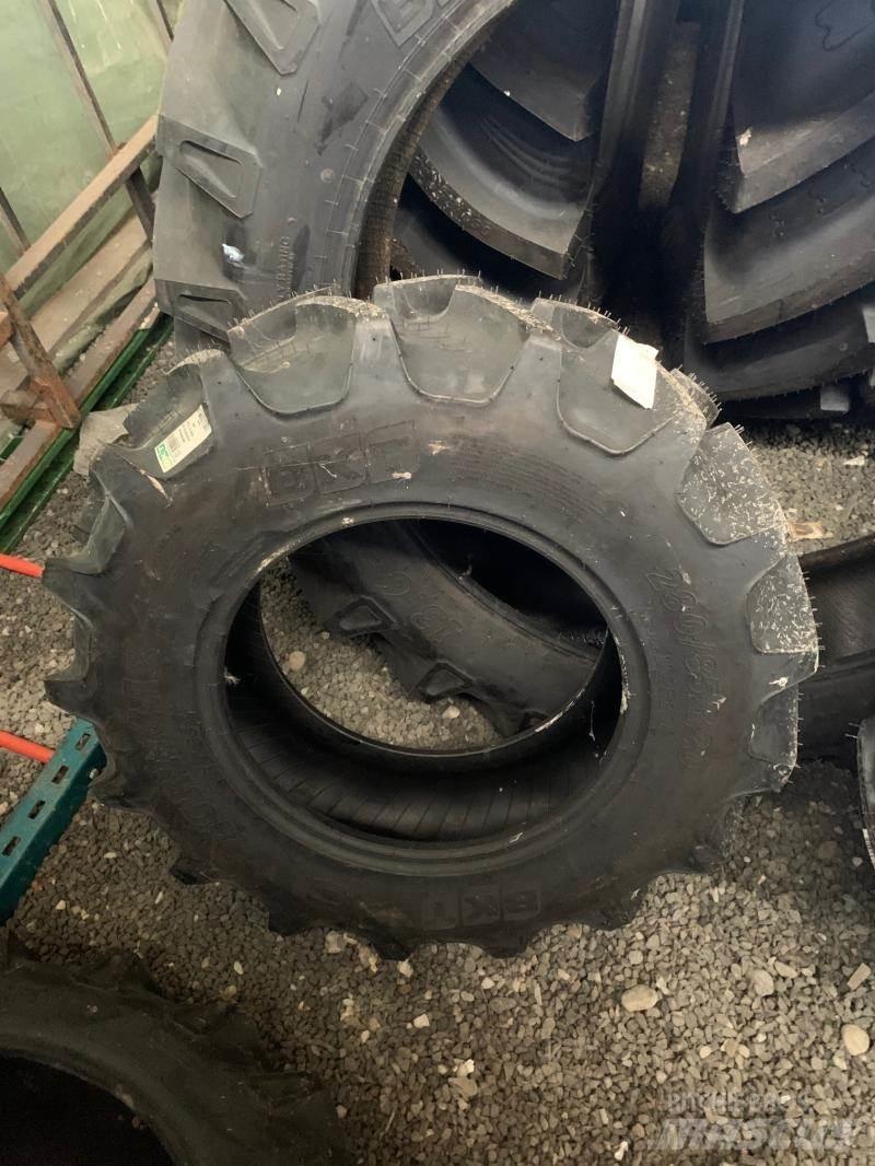  Däck BKT 280/85-R20 Reifen