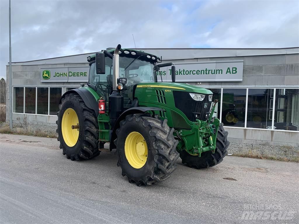 John Deere 6215R Traktoren