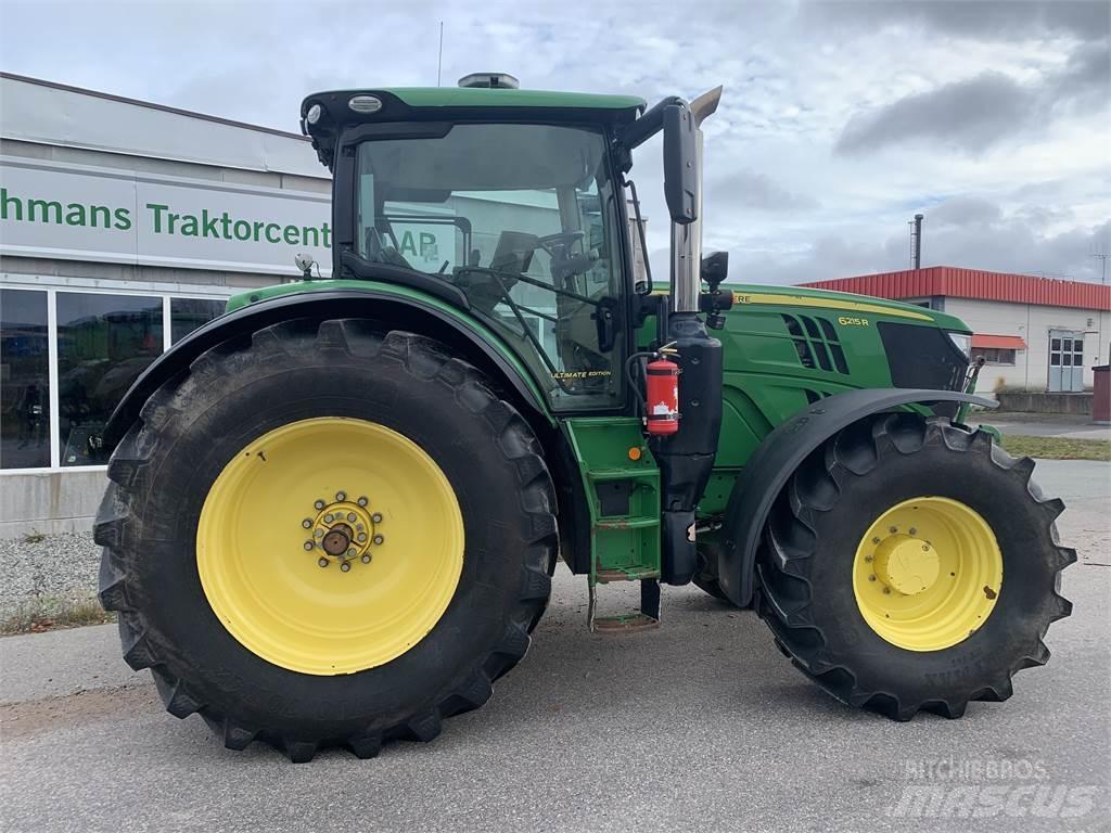 John Deere 6215R Traktoren