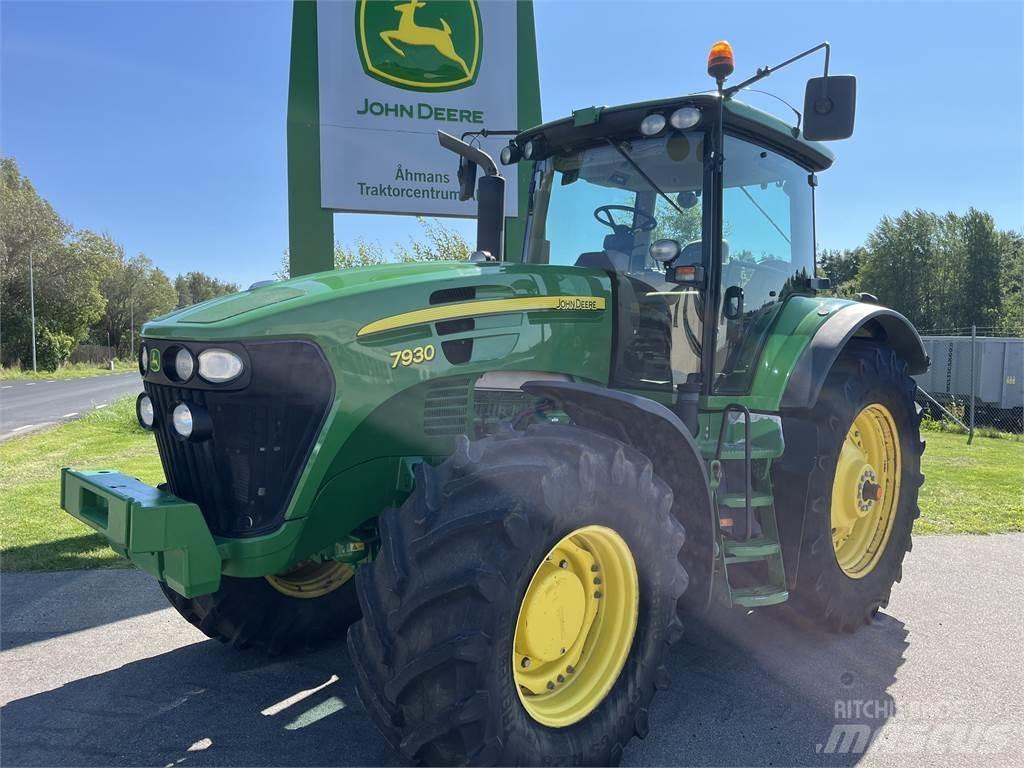 John Deere 7930 Traktoren